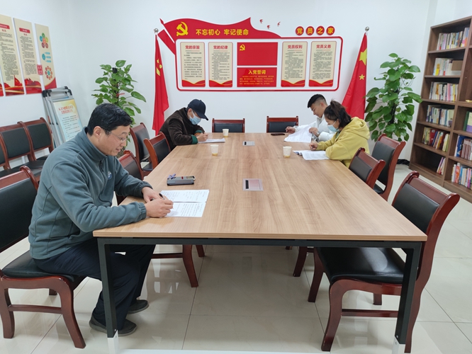 西北二棉实业党委：开展入党积极分子阶段性考核